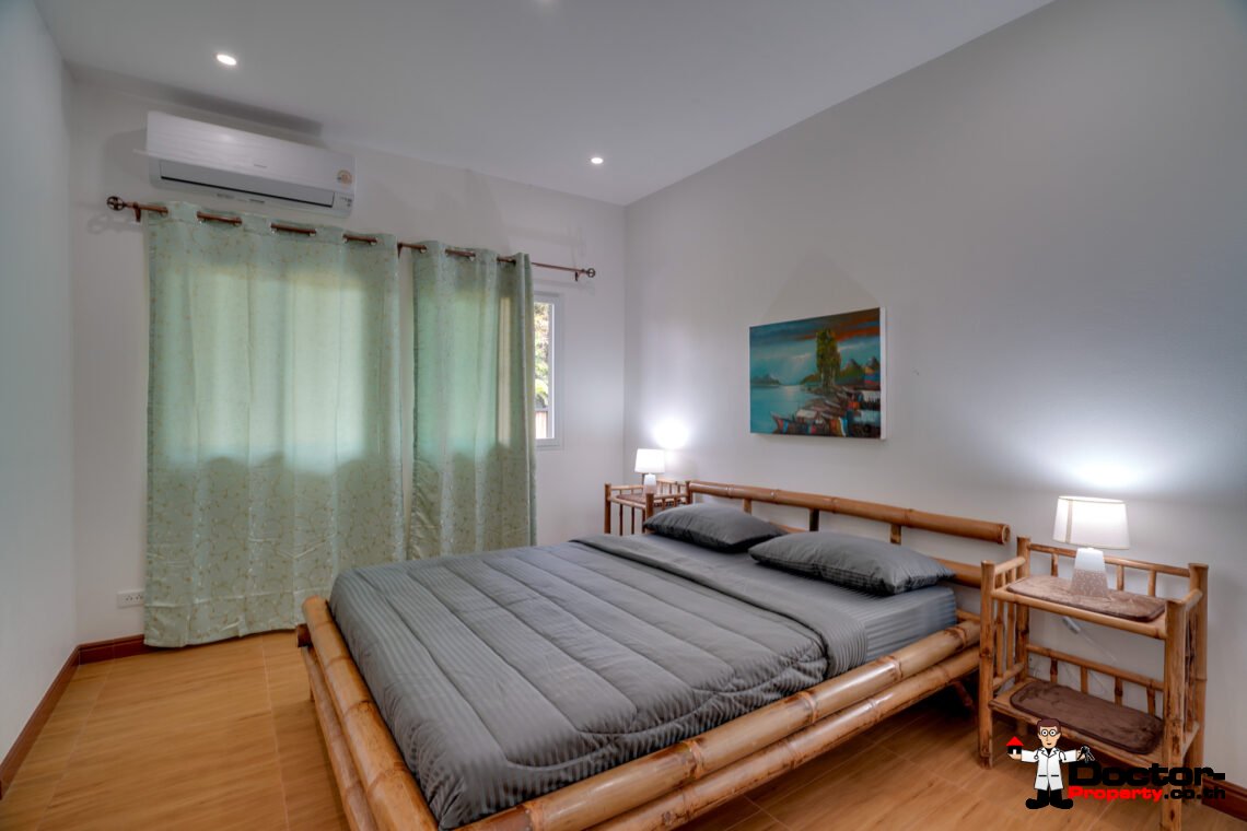 7 Bedroom Resort with Pool in Lipa Noi, Koh Samui – For Sale